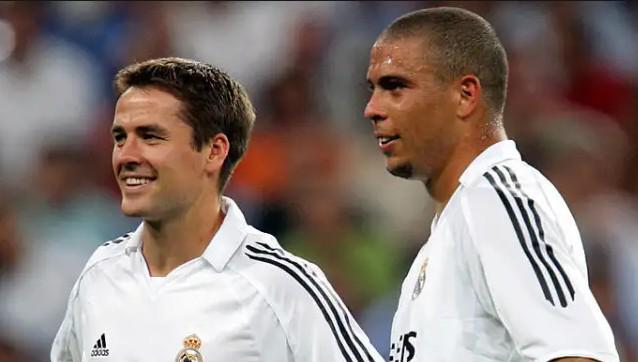 展现出了极 展现出了极